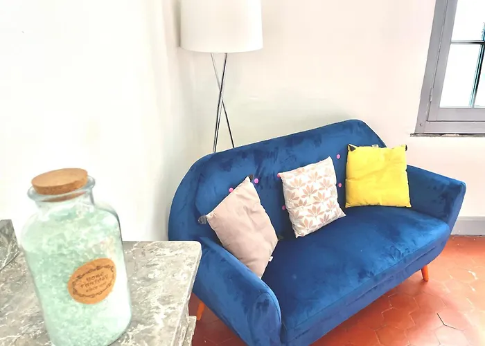 אכסניה Le Palace, קרקסון