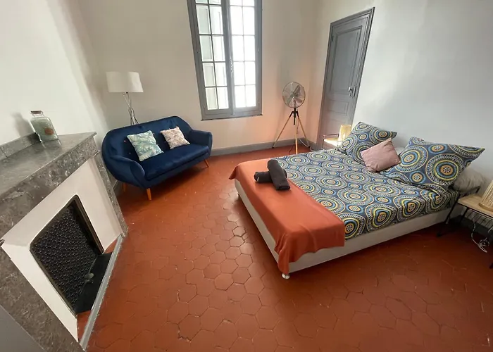 אכסניה Le Palace,